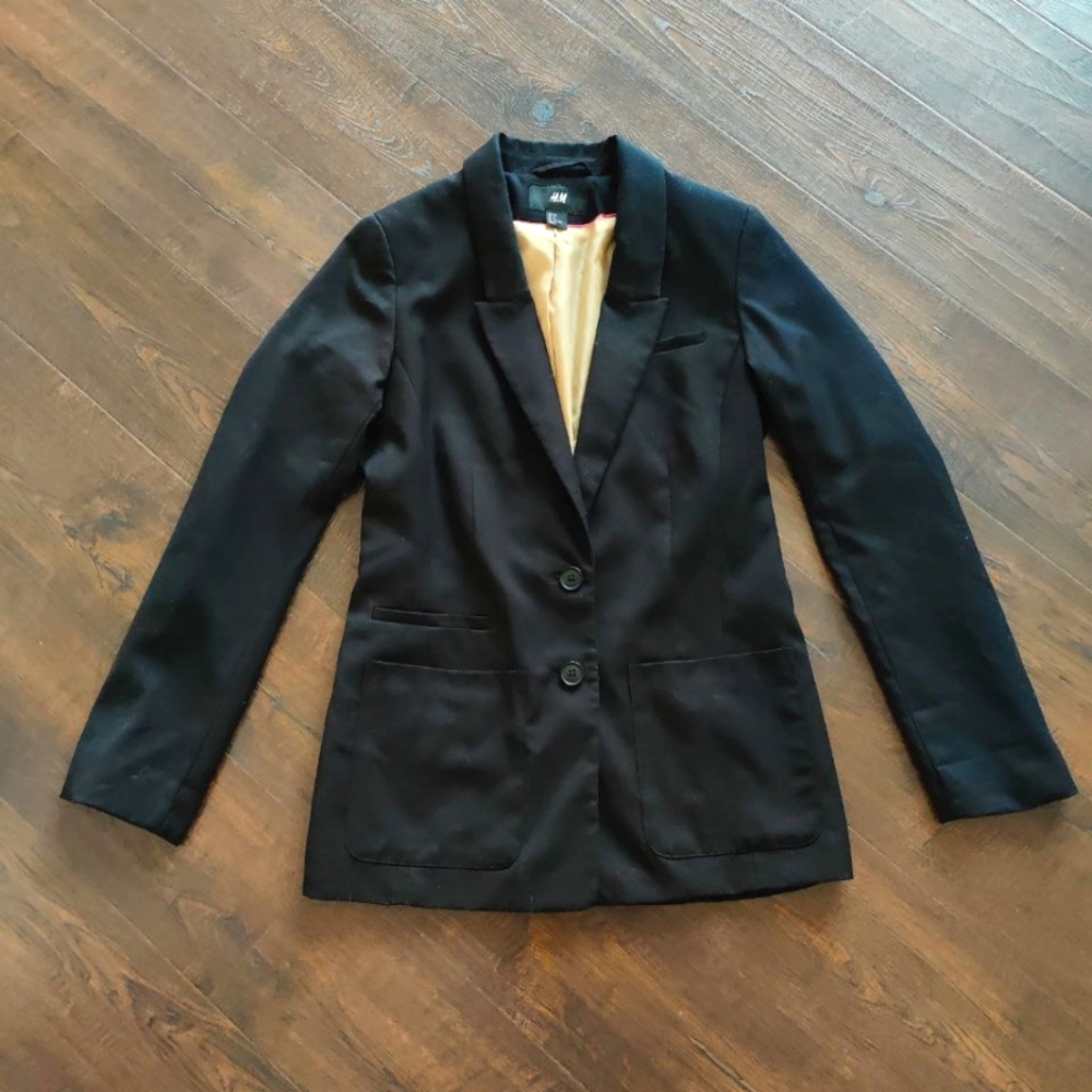 H & M Black Blazer